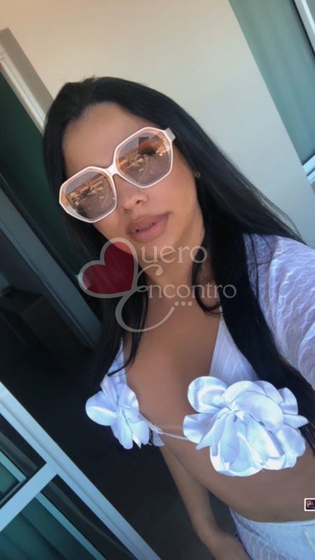 Polly Cavalona