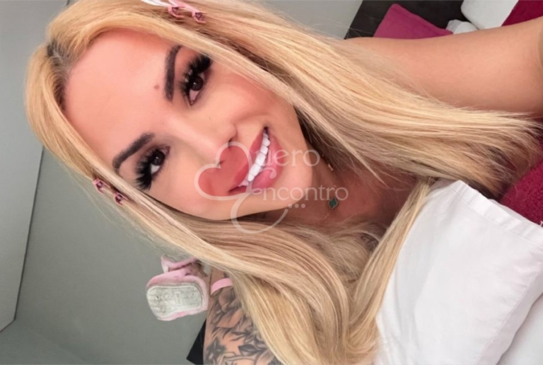 Foto de Bonequinha Angelll