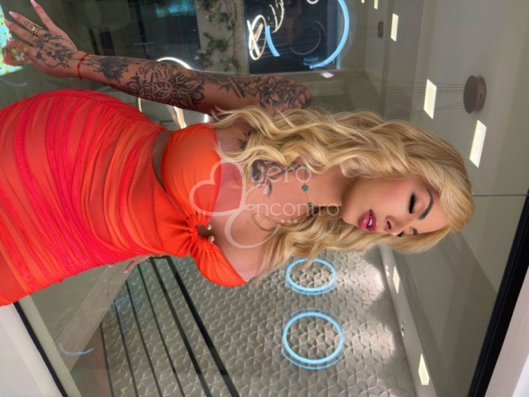 Foto de Bonequinha Angelll