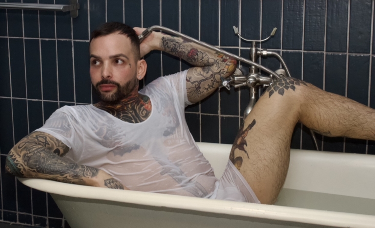 Foto de Tyler Tatuado