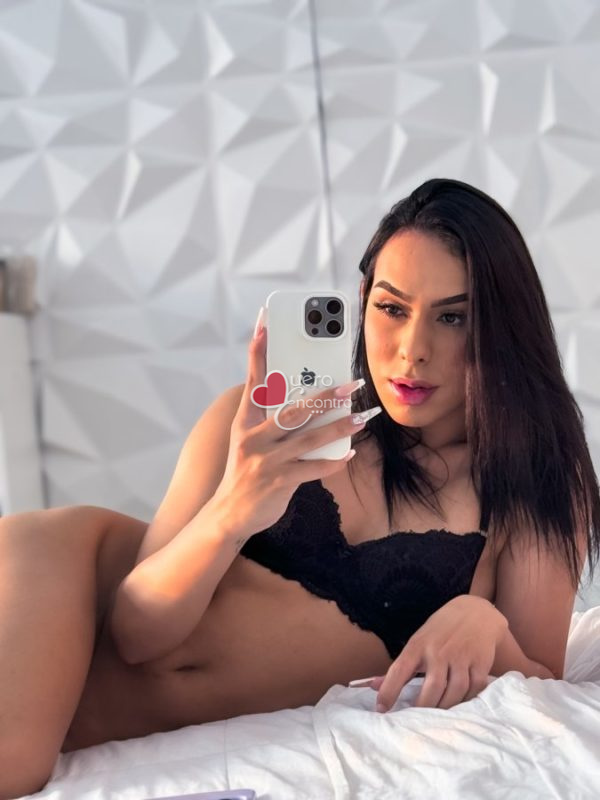 Marina Steele