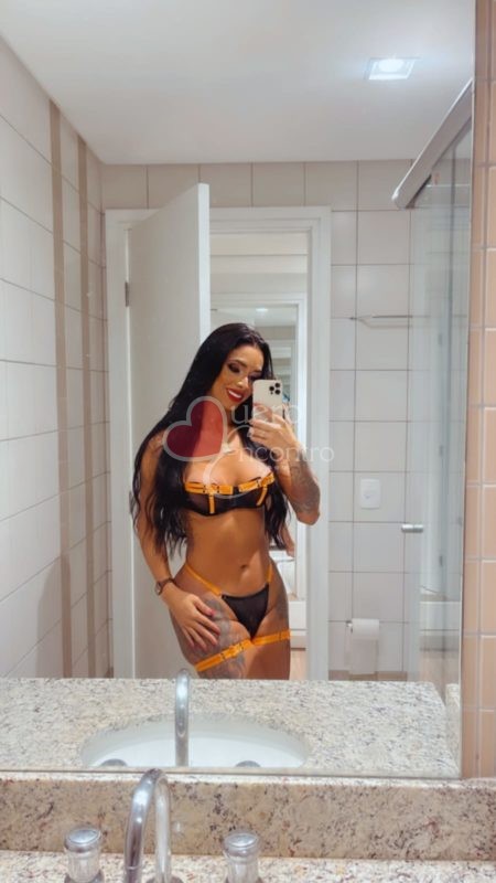 Lorraine Araújo