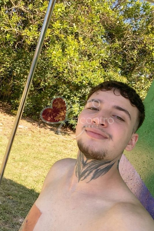 Foto de Simon Alves – Homem Trans