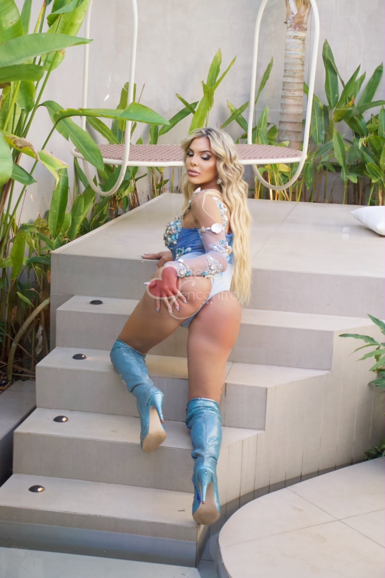 Foto de Loira Dotada